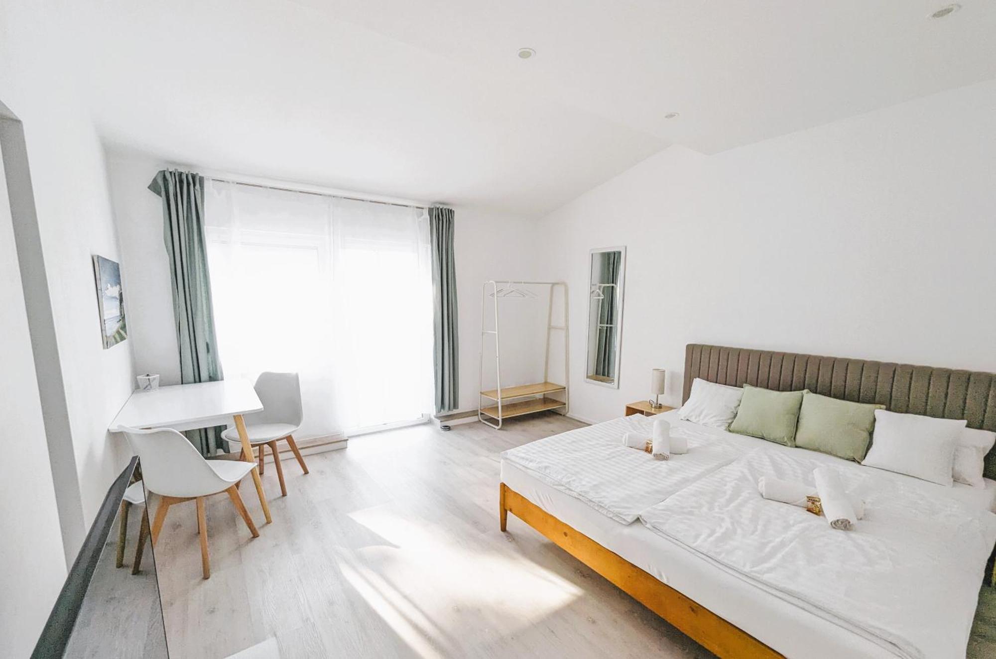 Apartment Naehe Airbus Manching Exterior photo